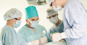 Negligencia médica por intervención mal realizada